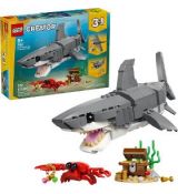 31381 Divoký žralok a truh.s poklad.LEGO