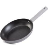 LT1318 panvica 24cm CORE LAMART